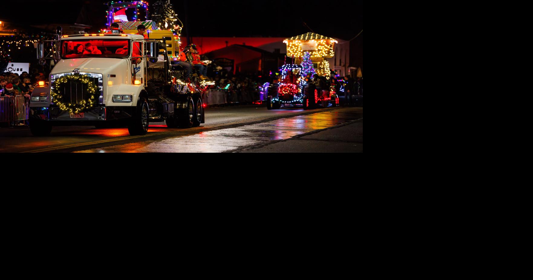Calistoga Lighted Tractor Parade 13