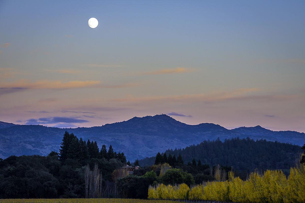 SUPER MOON