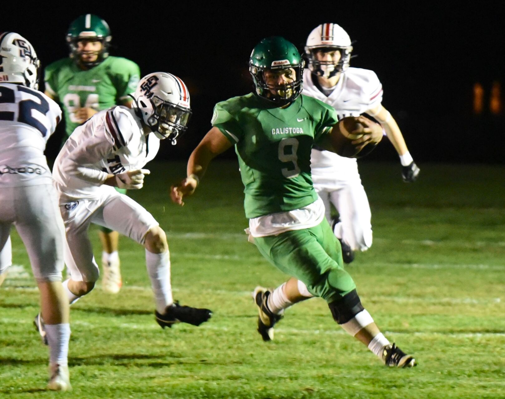 Calistoga Wildcats Fall to Stuart Hall Knights by Score of 69-24 in High School Football Game