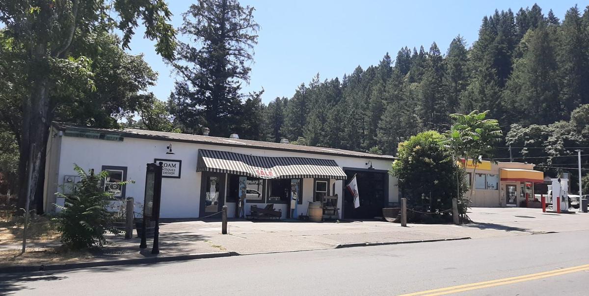 ROAM Antiques