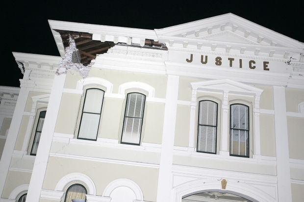 Quake Damages May Shut Historic Courthouse For 1 2 Years Local Napa Earthquake