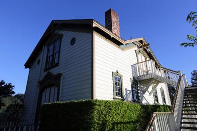 Mirth Merriment At The White Barn In St Helena In November