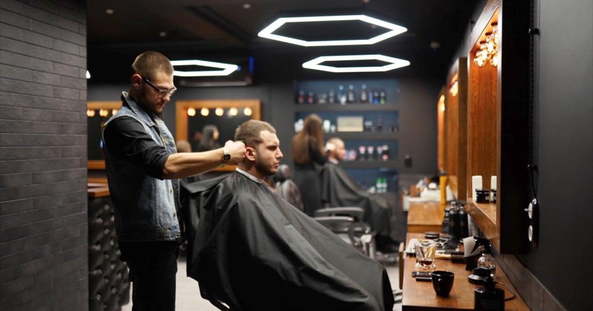 7 things you should never do at a hair salon or barbershop