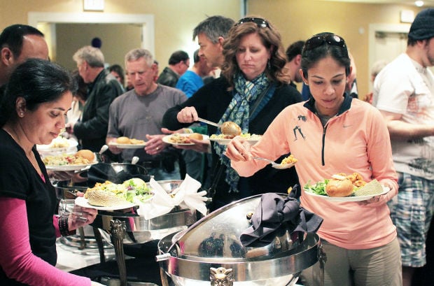 Runners top off pasta reserves before Napa marathon