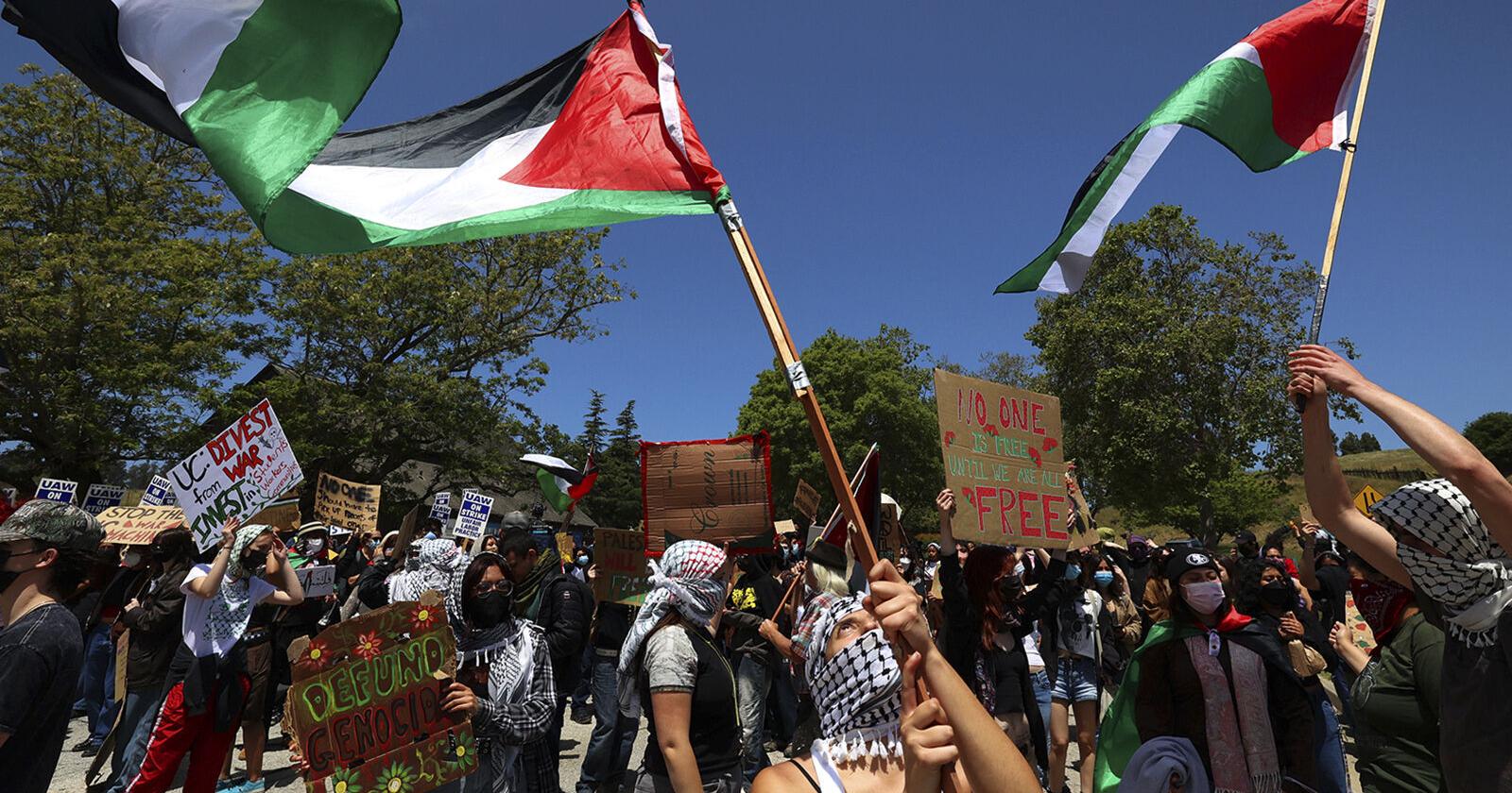 80 arrested as police break up pro-Palestinian encampment at entrance to UC Santa Cruz - Vimarsana News