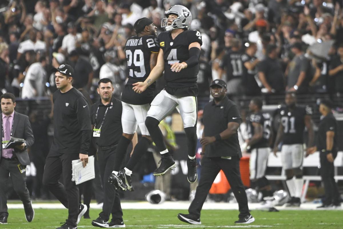 Horrendous fourth-quarter officiating nearly costs Steelers a win vs.  Raiders