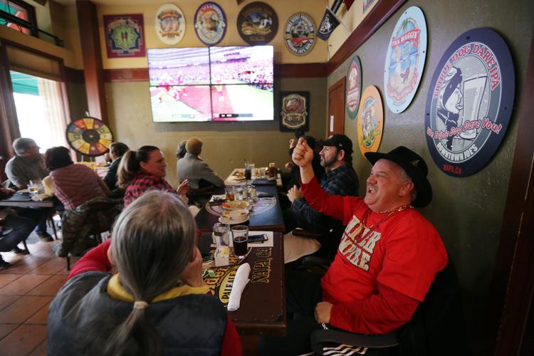 Napa fans agog over 49ers as Super Bowl nears