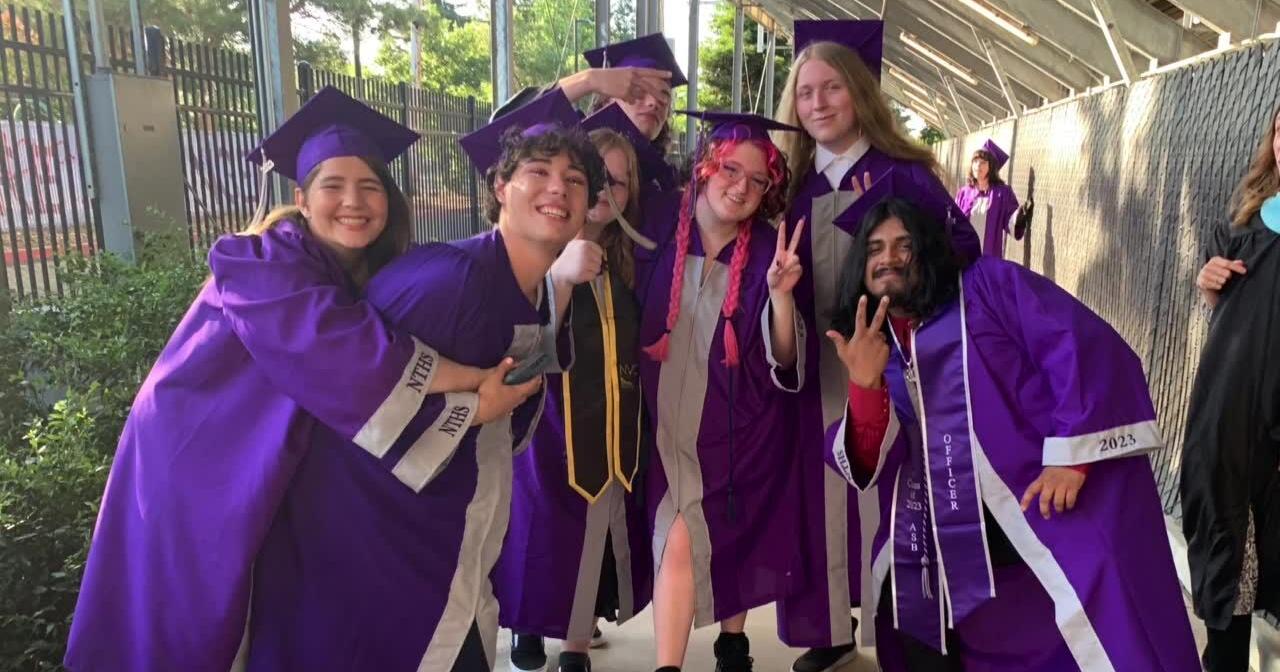 Napa's New Tech seniors graduate: close pandemic chapter - Vimarsana News