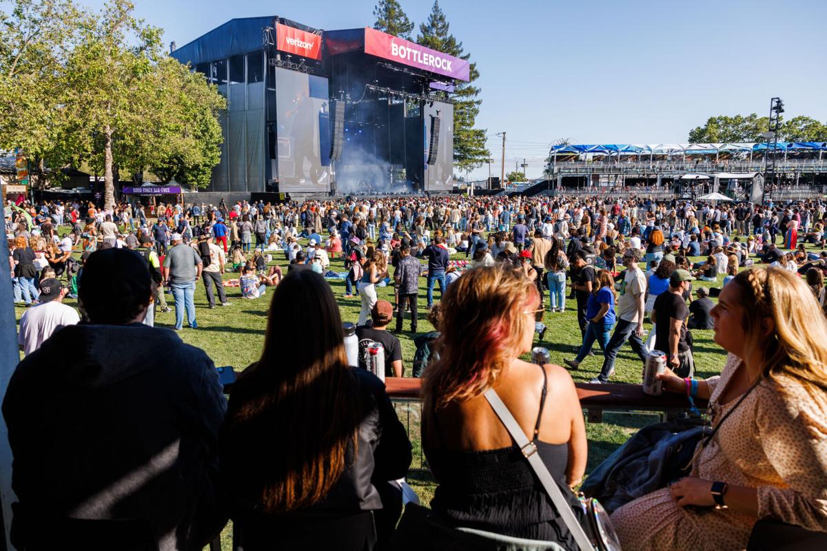 Smashing Pumpkins, Mike Campbell perform concerts at BottleRock Napa