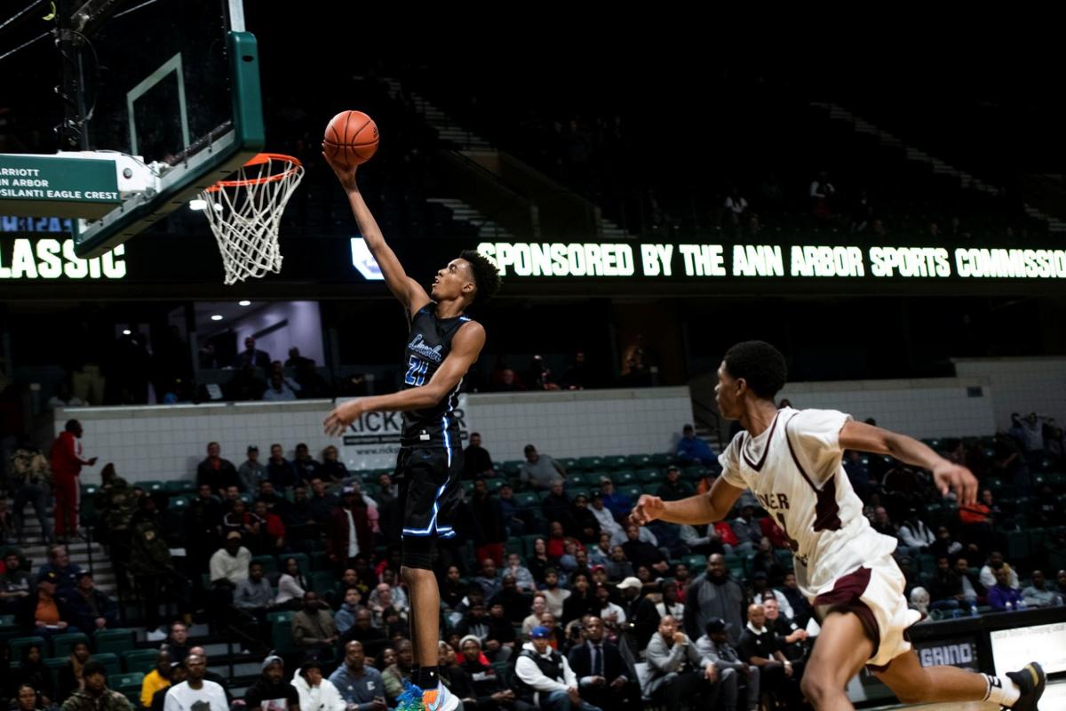 Prep Basketball Bates 1st Sophomore To Win Gatorade Award High