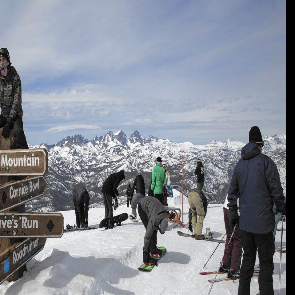 California Ski Resorts Are Limiting Visitor Numbers No More Walk Up Tickets State Regional Napavalleyregister Com