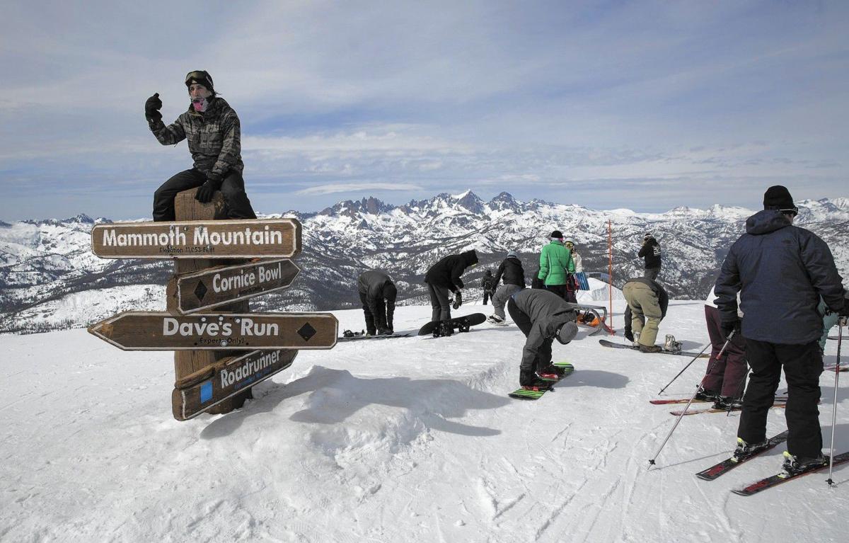 California Ski Resorts Are Limiting Visitor Numbers No More Walk Up Tickets State Regional Napavalleyregister Com