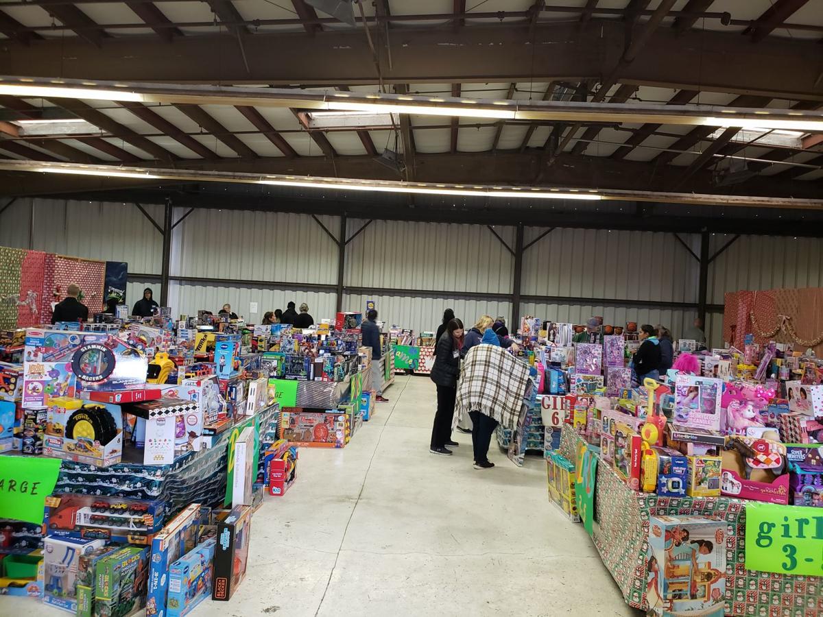 Salvation Army Catholic Charities Toys For Tots And More Team Up To Deliver Holiday Cheer To Napa County Families In Need Local News Napavalleyregister Com