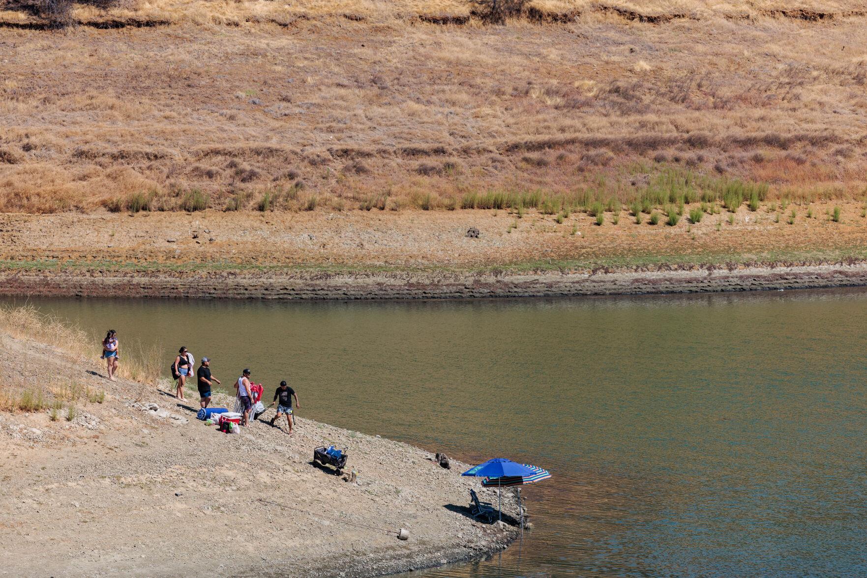 PHOTOS Visitors continue to enjoy Lake Berryessa even as water level