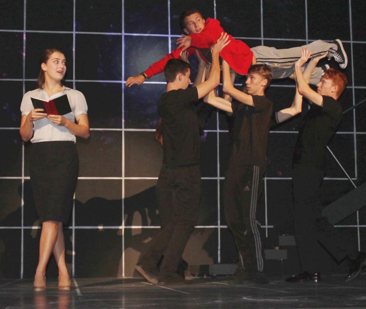 curious incident of the in the nighttime chicago photos highlights week of nov 9 photo galleries napavalleyregister curious incident of the in the nighttime chicago photos highlights week of nov 9 photo galleries napavalleyregister