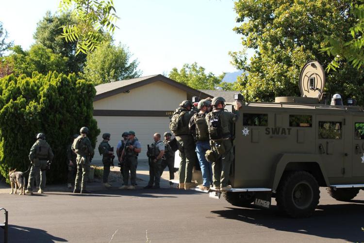 Police arrest possible armored car robbers in Calistoga, lockdown