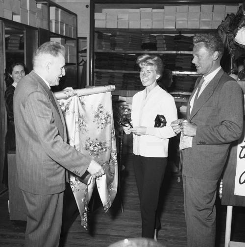1955, Doris Day and Van Johnson