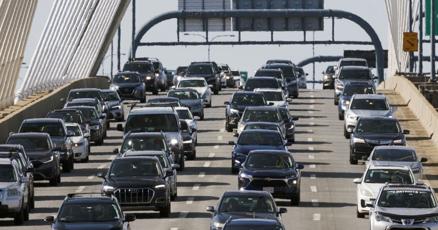 Carmakers are failing the privacy test Owners have little or no control over data collected Carmakers are failing the privacy test Owners have little or no control over data collected