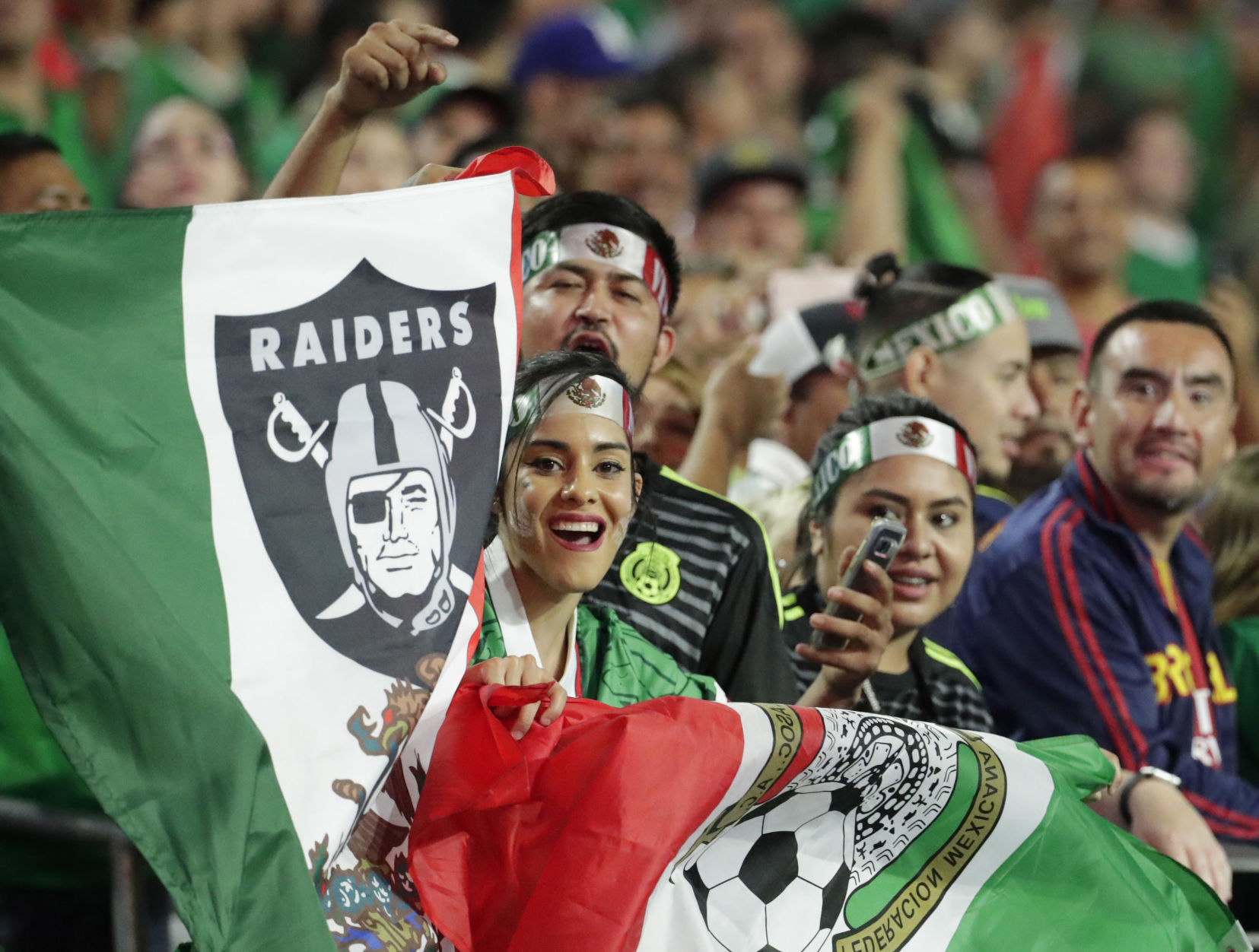 Mexico into Gold Cup semis after beating Honduras Mexico into Gold Cup semis after beating Honduras