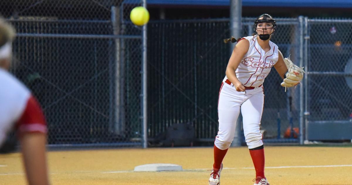 St. Helena softball duo to play for Midwest colleges