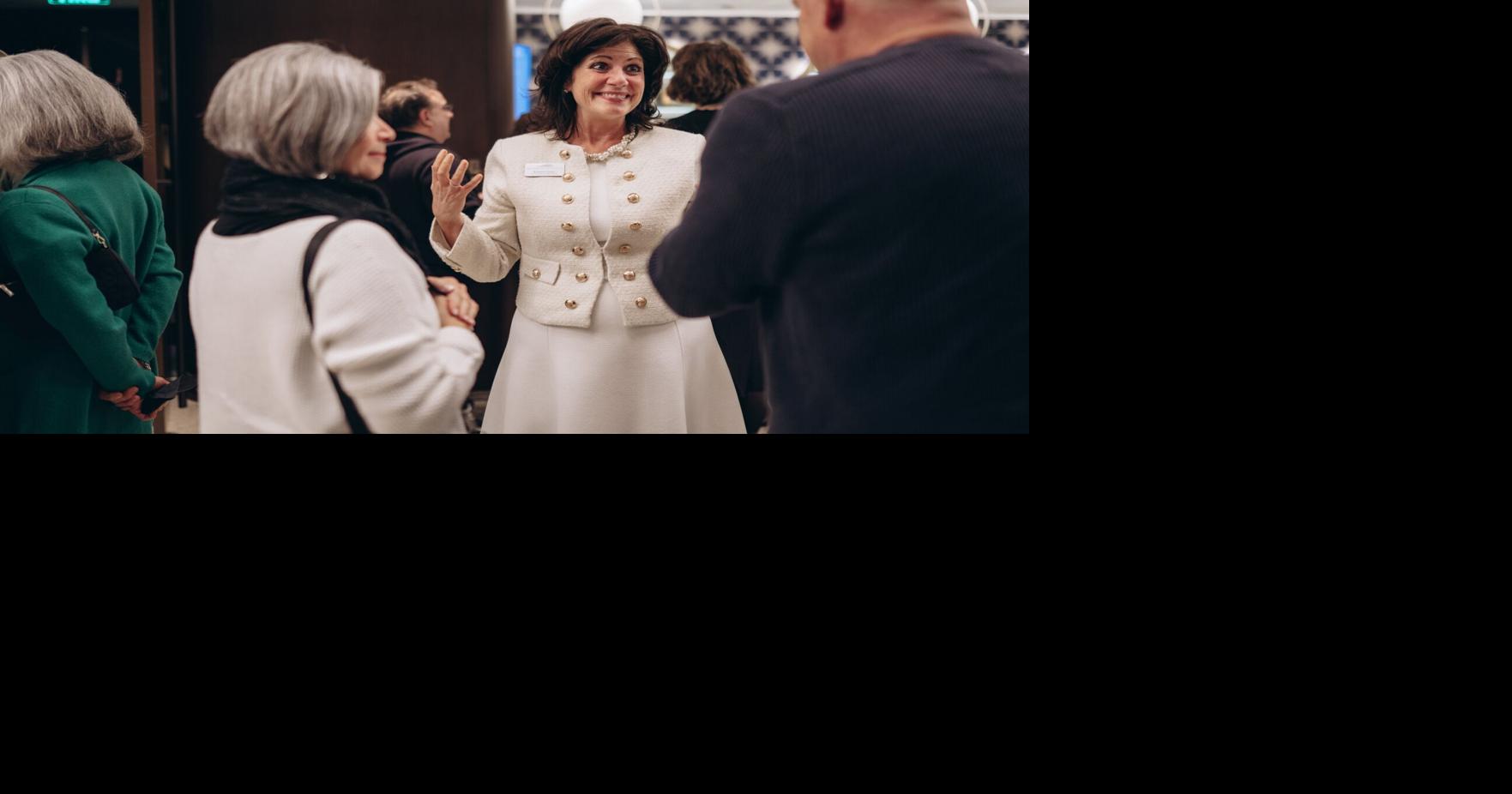 Gulfshore Playhouse premieres powerful Circle Forward