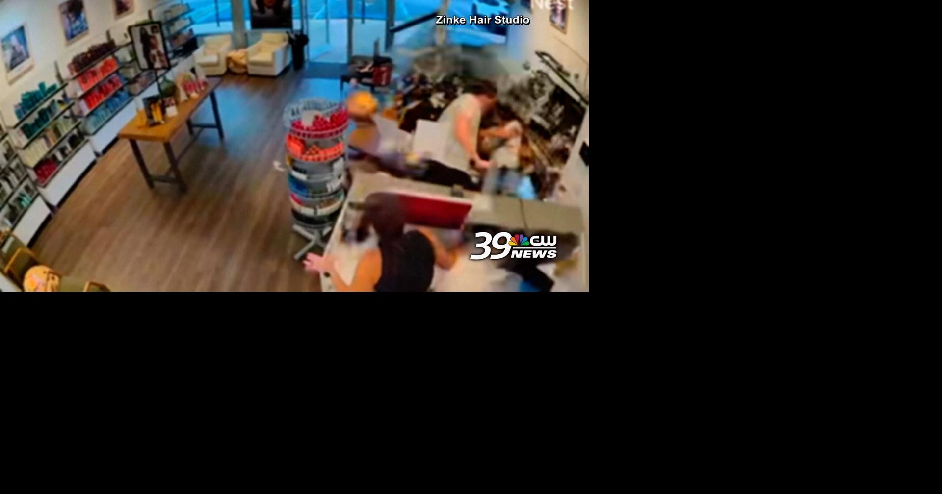 Florida couple injured after car crashes into Jacksonville hair salon