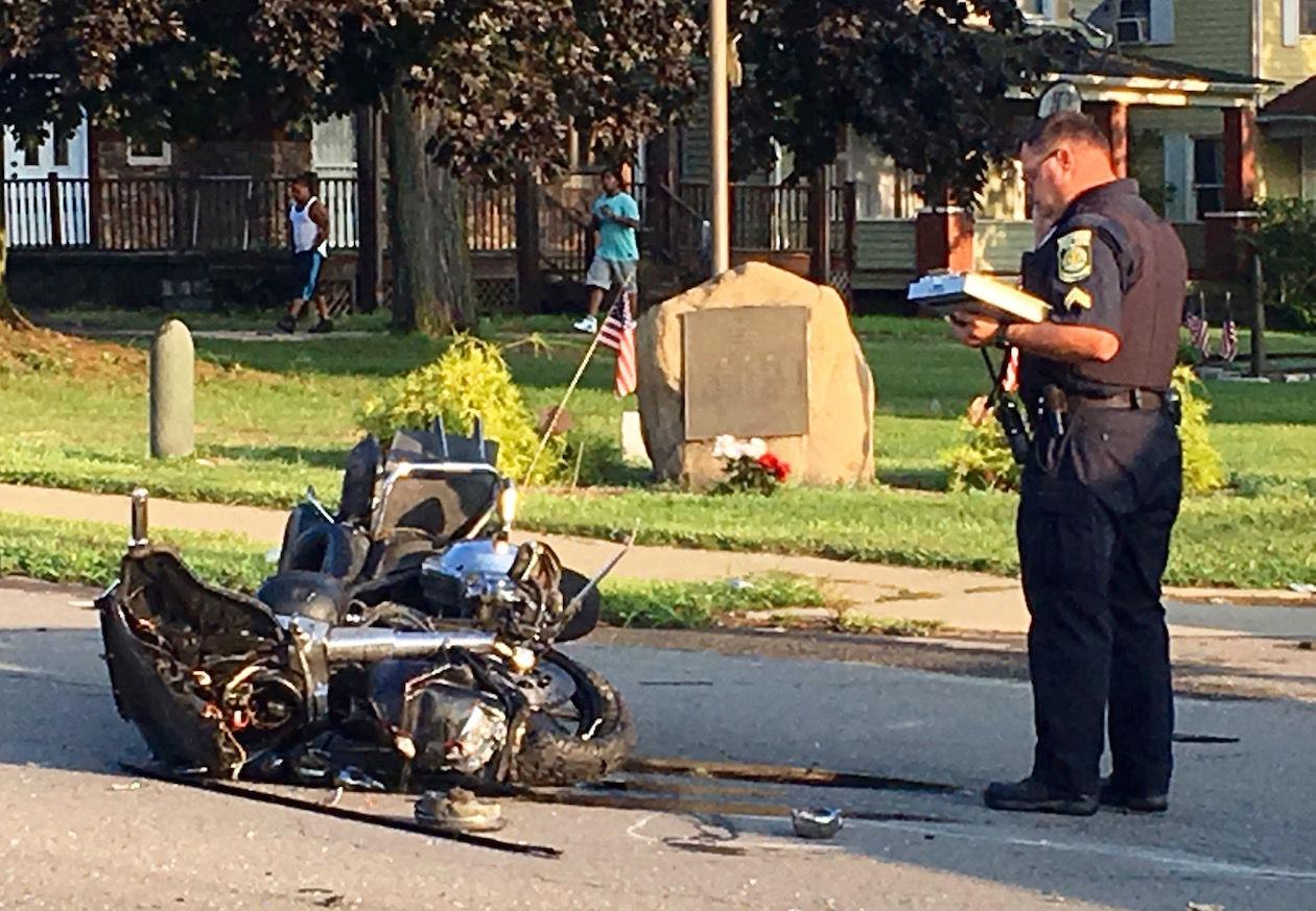 Motorcyclist killed in crash - 57c038c2c16b1.image