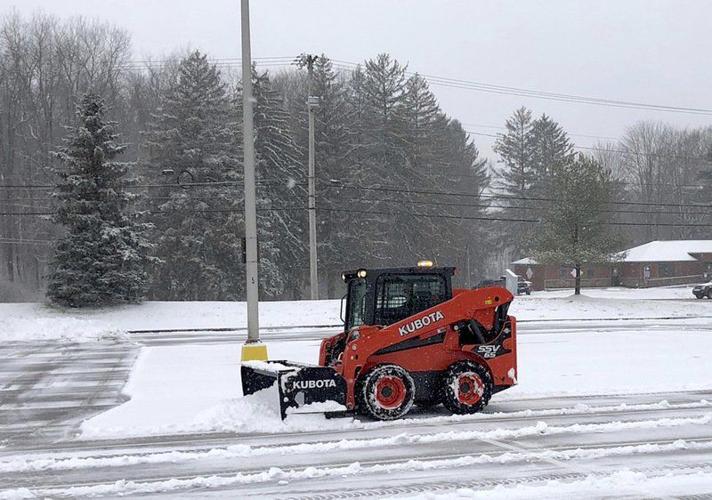 Overnight snow makes for slow commute Local News