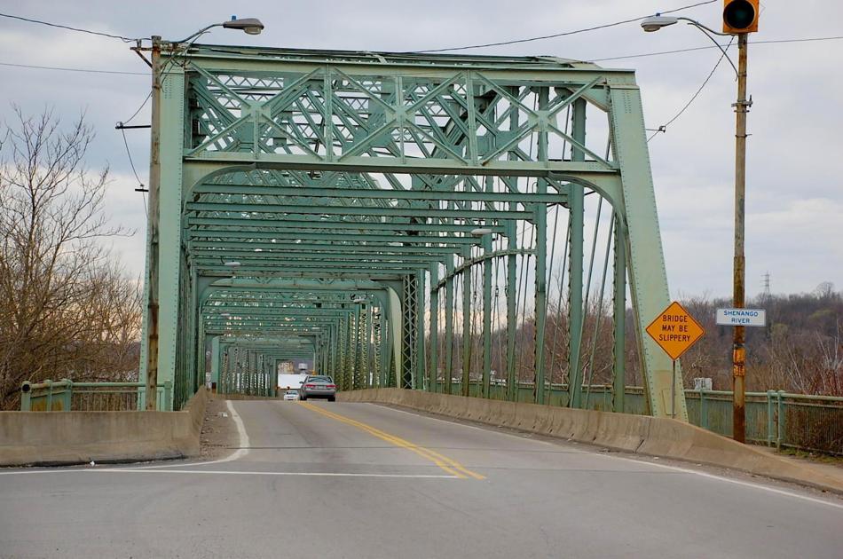 Police Firefighters Rescue Girl Who Jumped Off Bridge Into River News Ncnewsonline Com