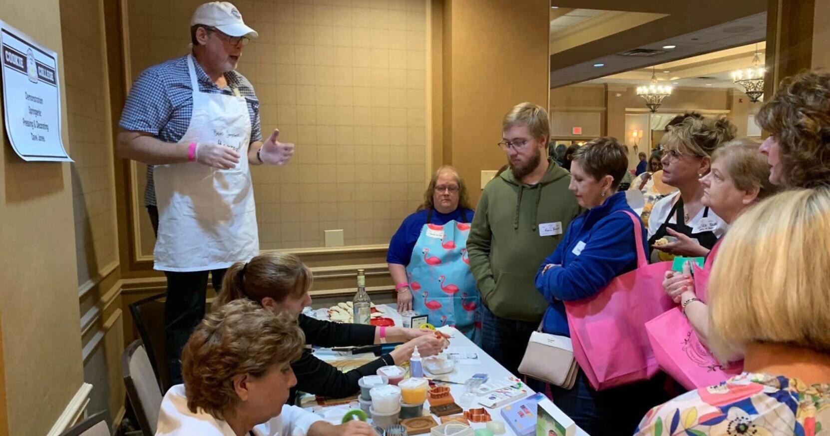 Cookie enthusiasts share their love of baking - Vimarsana News