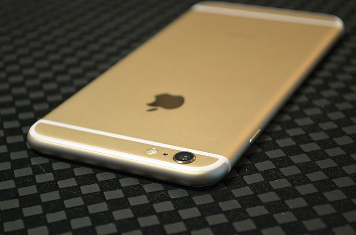 iphone corner.JPG