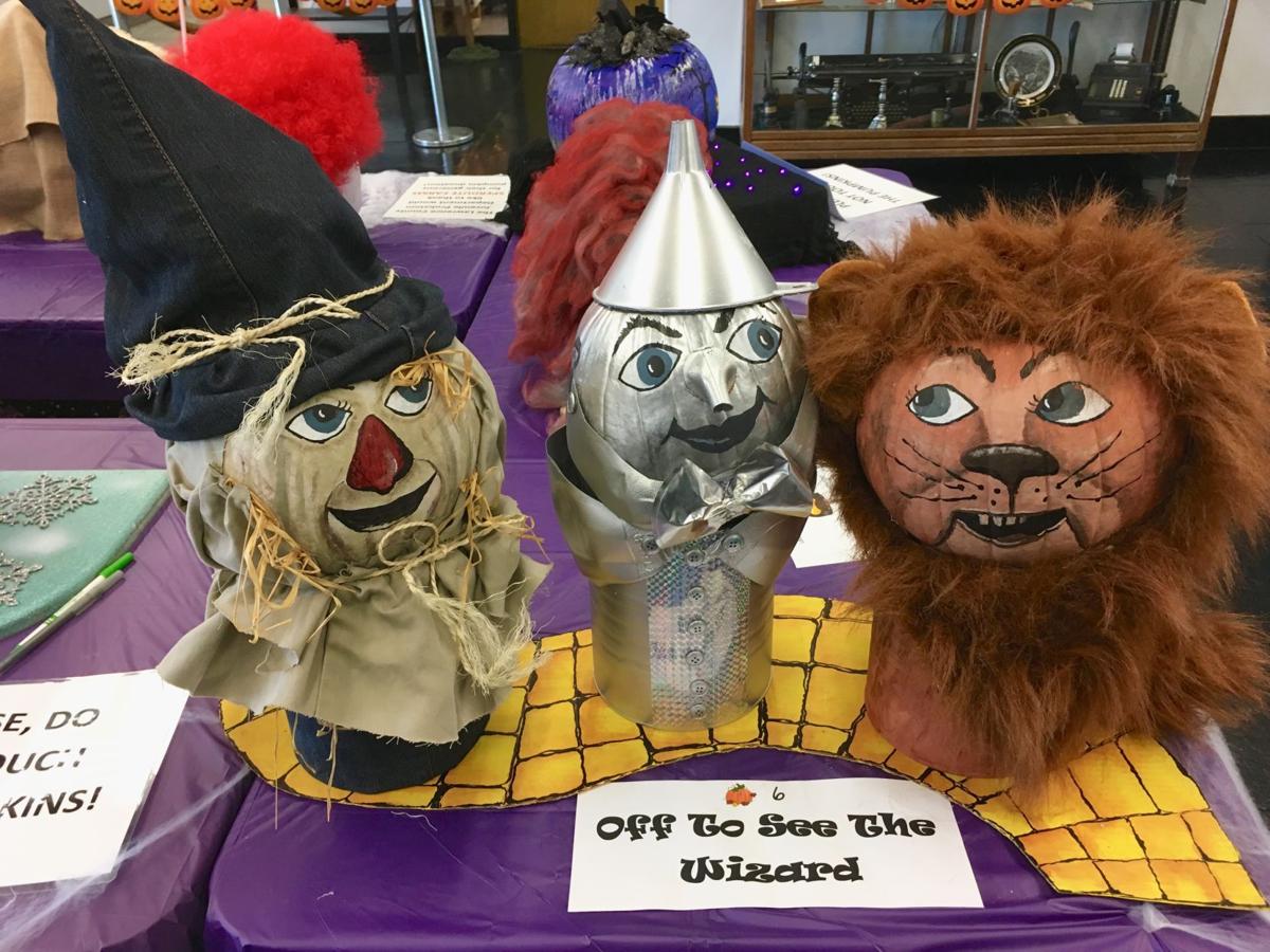 Go Out Of Your Gourd Annual Courthouse Pumpkin Display Lights Up