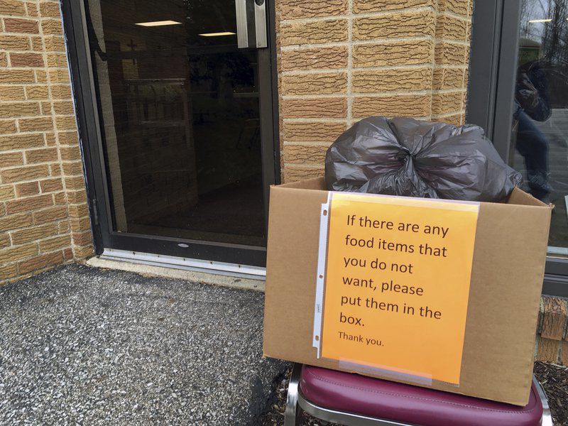Holy Spirit Parish counters COVID-19 with outdoor confessions