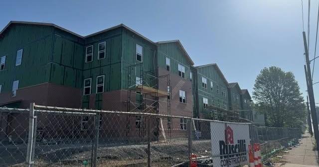 City roundup: Amenities presented for LG Lofts complex