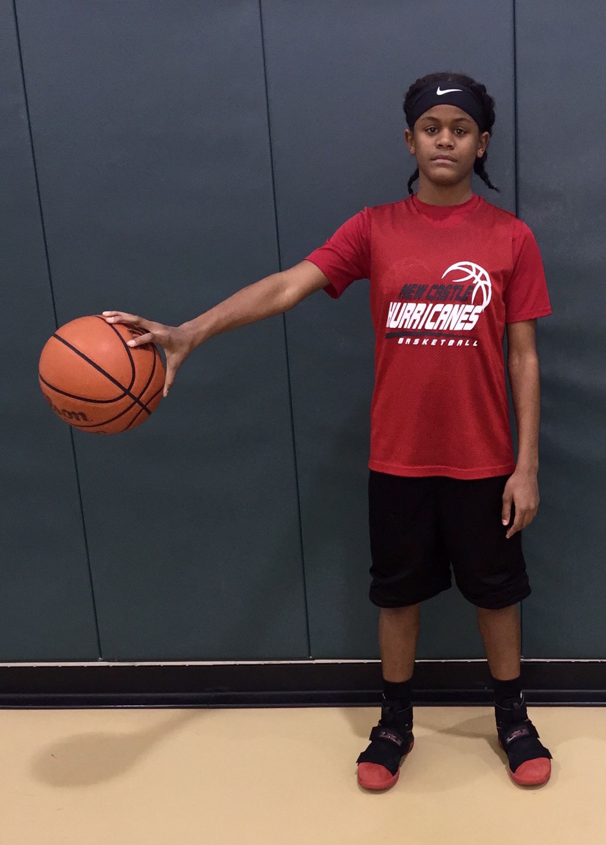 Sixth grader s hoop skills draw national attention News