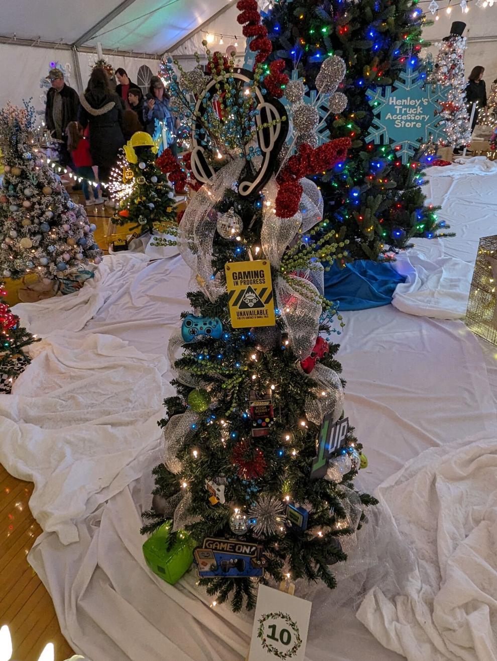 Neshannock prepares for annual Festival of Trees Local News