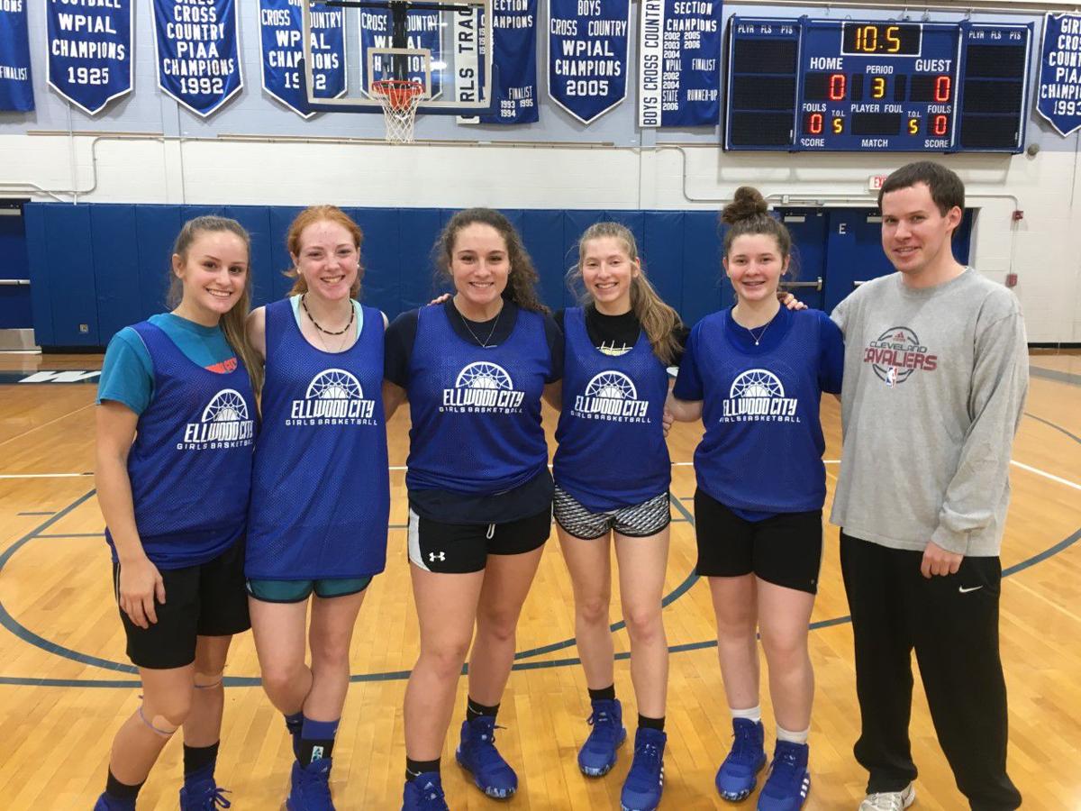 Ellwood City Lincoln girls returning players