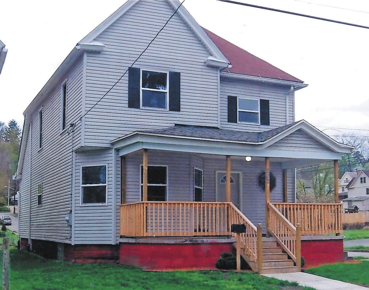 Man reclaims burned Crawford Avenue home Lifestyles