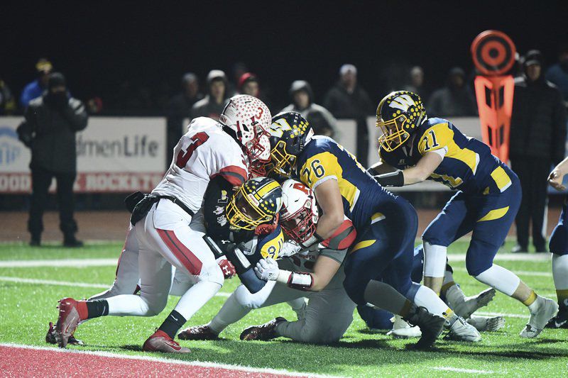 'Hound's hopes of returning to state title game end with loss to Avonworth