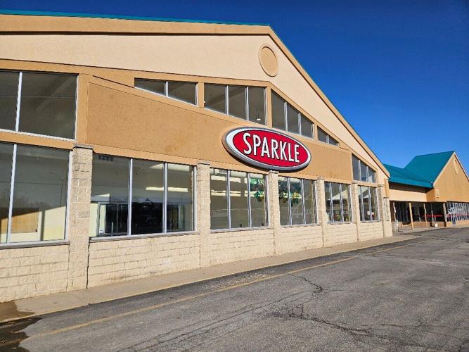 Sparkle Markets equipment for sale in auction Local News