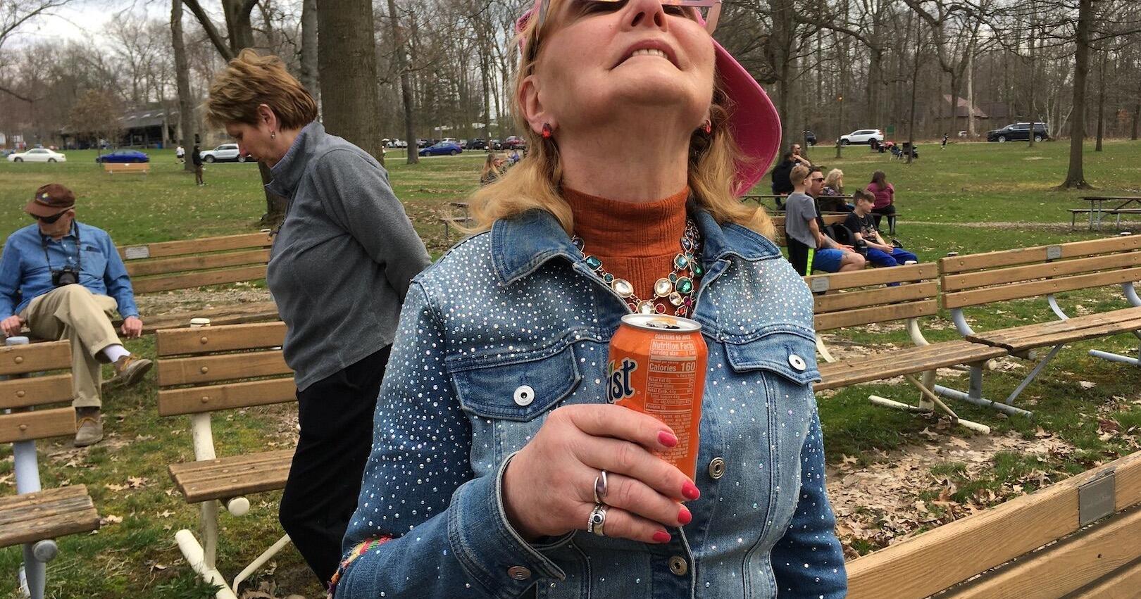 Eclipse draws fewer than expected, pleasantly, to Buhl Park - Vimarsana News