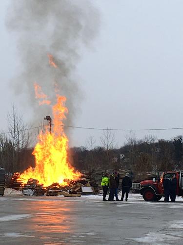 Controlled burn prompts 911 calls | Local News | ncnewsonline.com
