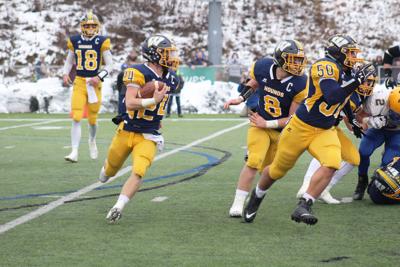 Wilmington Football Upends Chestnut Ridge To Advance In Piaa