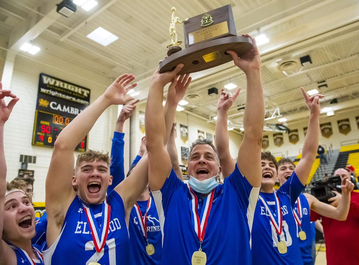 Ellwood City boys basketball beats South Allegheny 53-50 for their first WPIAL championship in 35 years