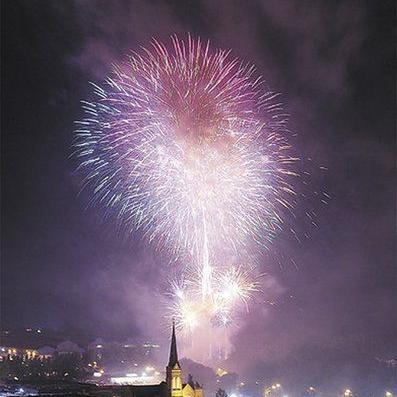 Things to do this weekend: Fireworks, live music headline extended holiday weekend - Vimarsana News