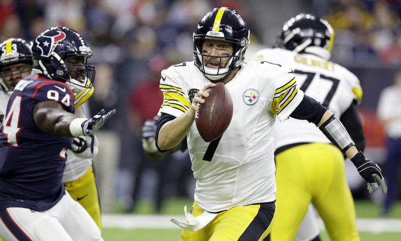 Distractions? What distractions? Steelers rise above fray