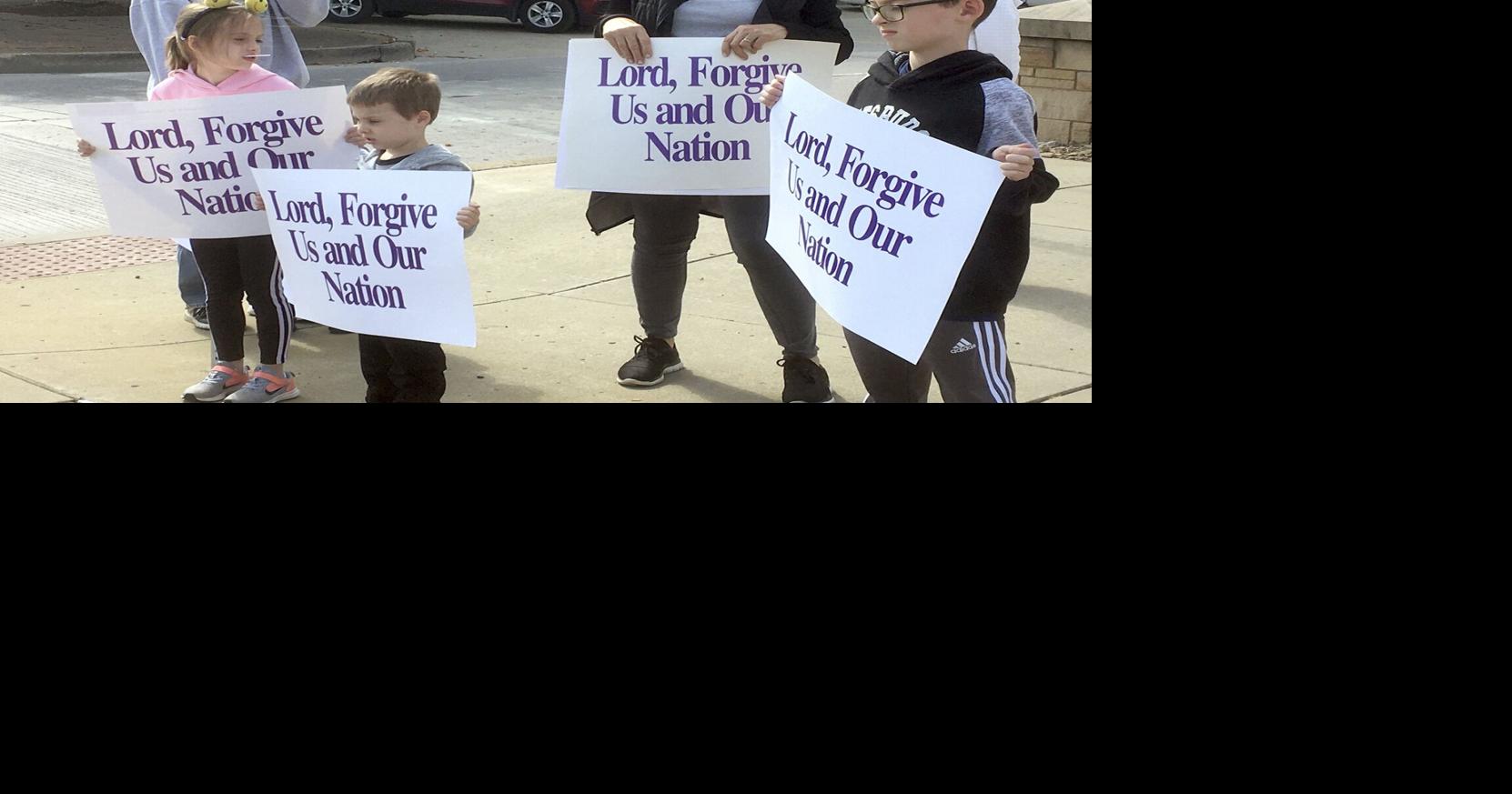 Dozens turn out for pro-life event | Lifestyles | ncnewsonline.com