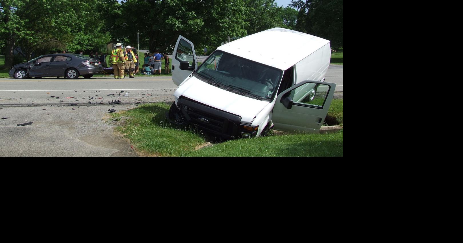 At least three hurt in two-vehicle crash | News | ncnewsonline.com