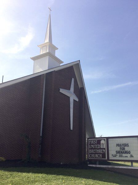 Church erects steeple to honor late pastor