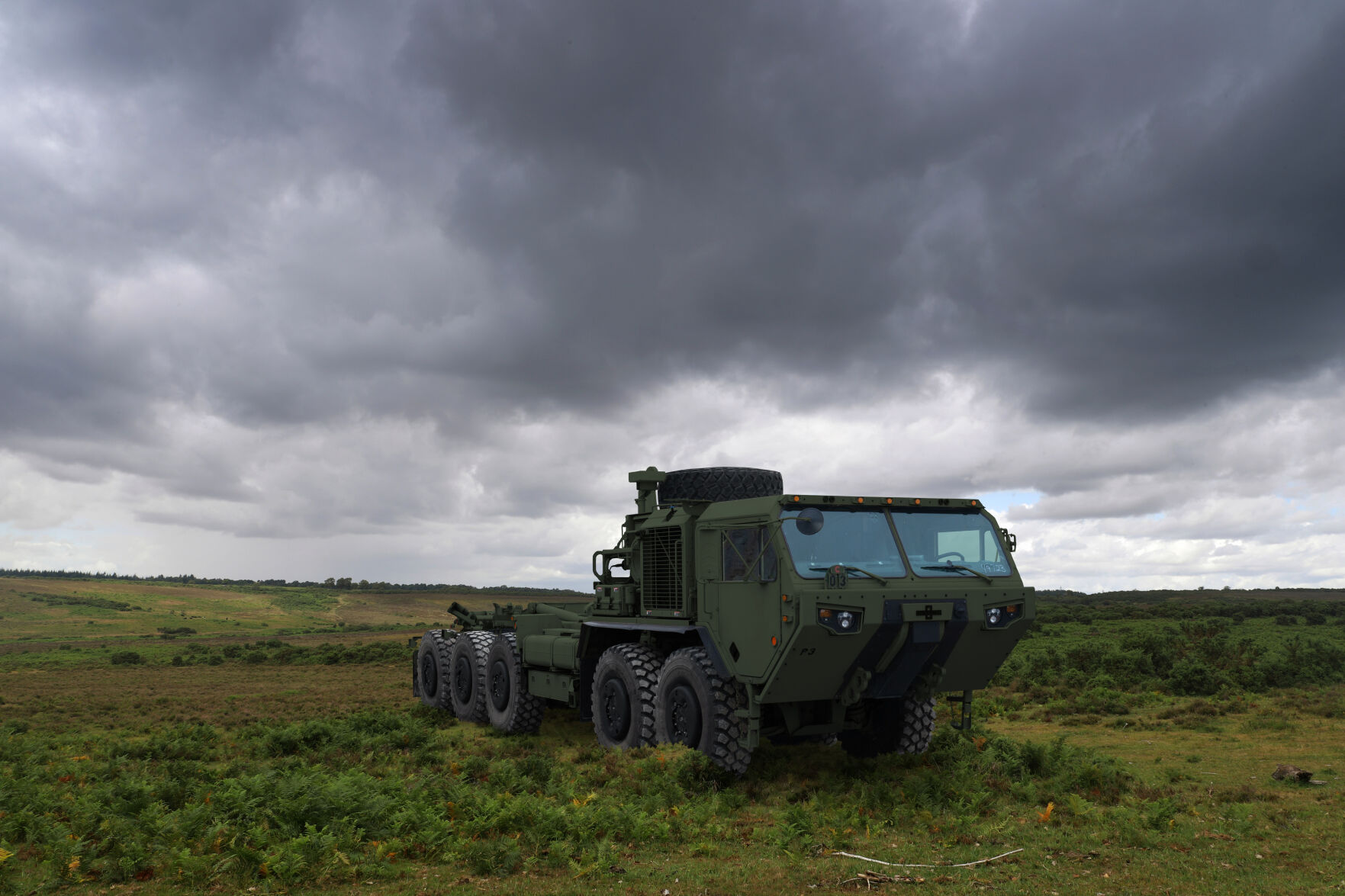 【返品交換不可】 Orders FHTV Receives Defense Oshkosh to Army Support その他